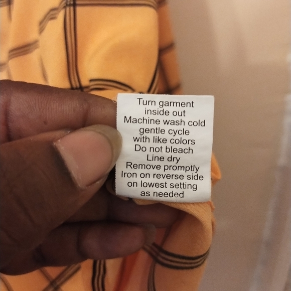 Notations yellow/ black window pane button down polyester top size XL - Picture 4 of 8